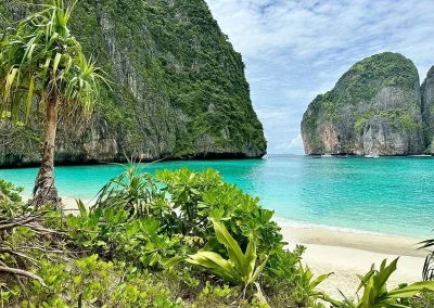 Amazing Phuket Adventures - Excursions Phi Phi Khai Islands 12