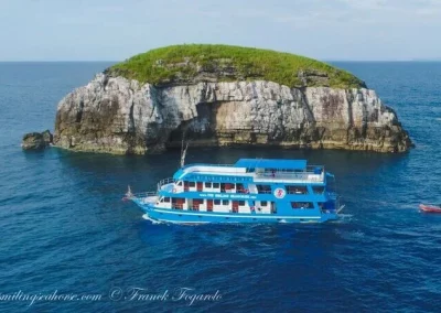 Amazing Phuket Adventures - Liveaboards MV The Smiling Seahorse 01